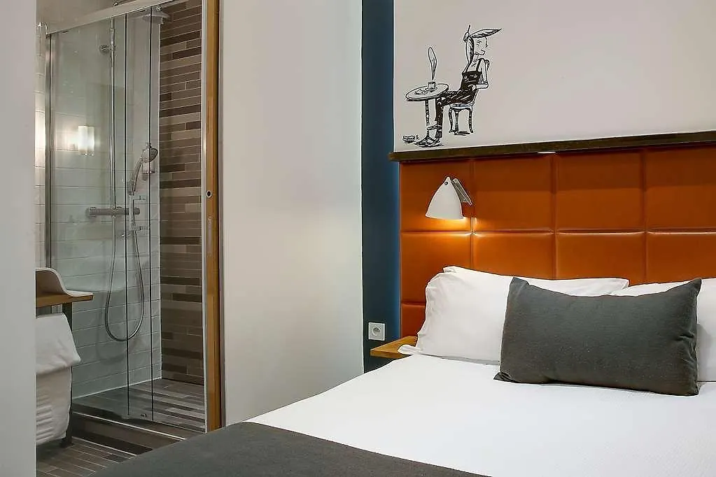 Hotel Aulivia Opera 4*