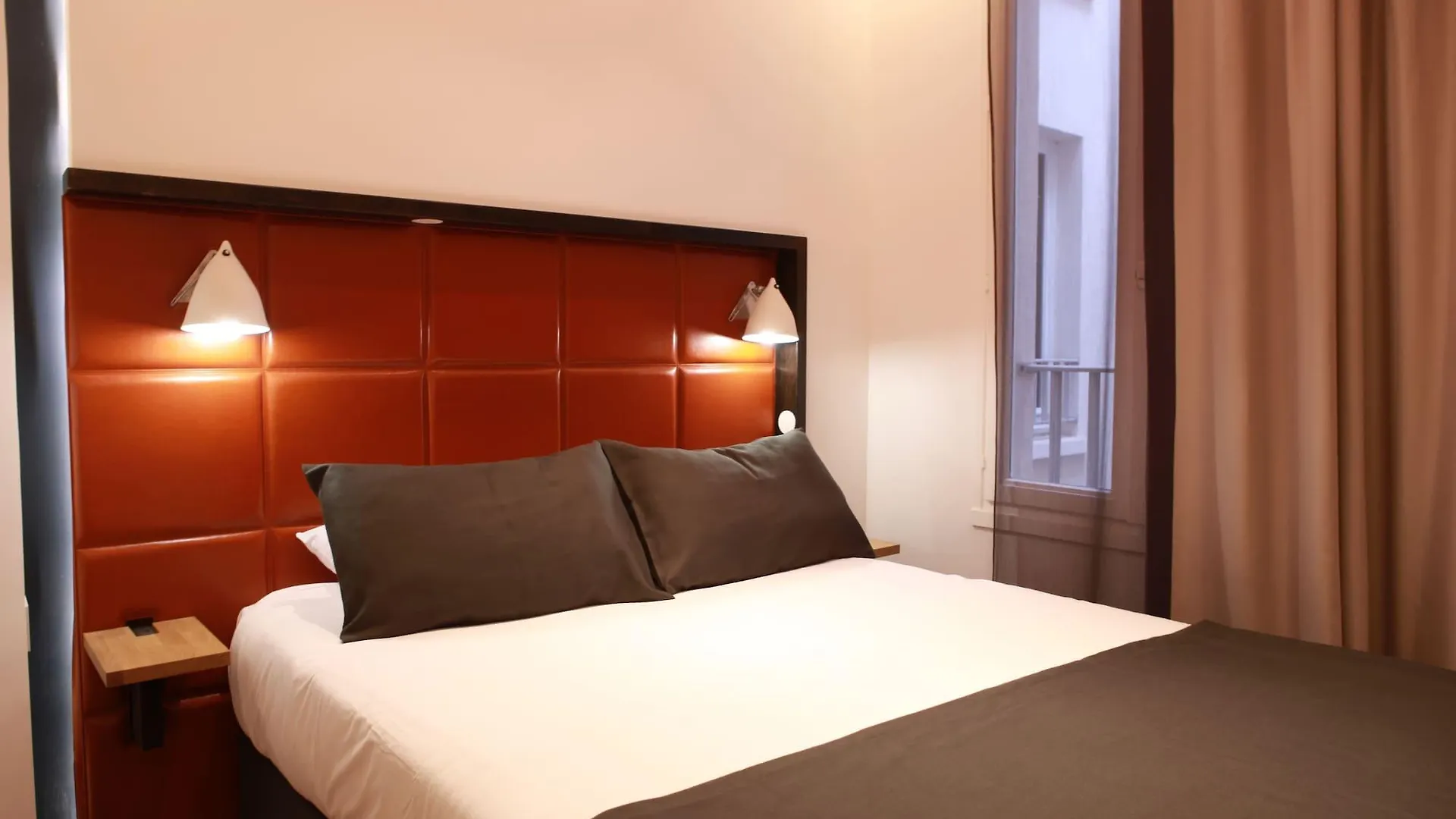 Hotel Aulivia Opera Paris