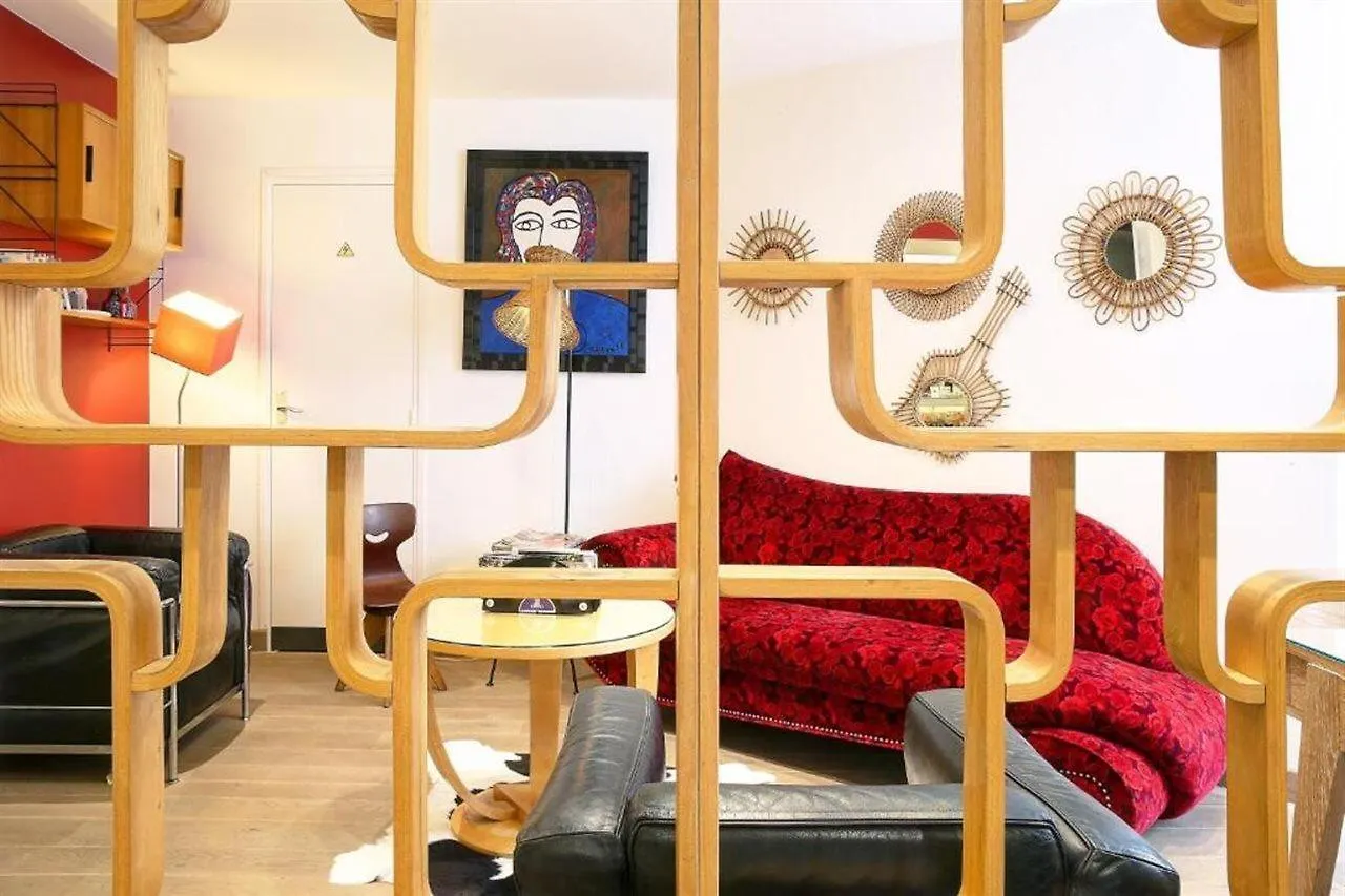 Aulivia Opera Hotel 4*